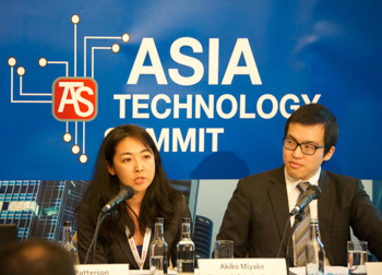 Akiko Miyake and Jonathan Wong